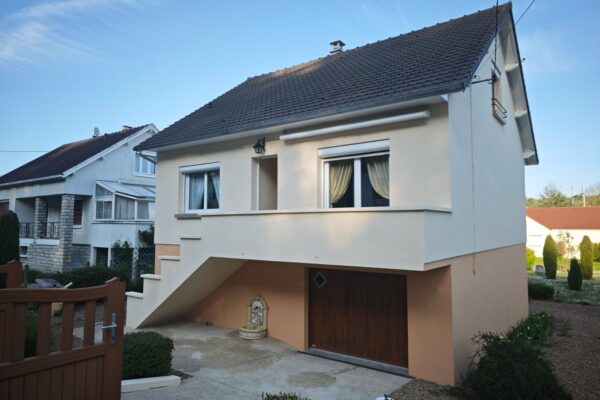 Ravalement de façade bicolore